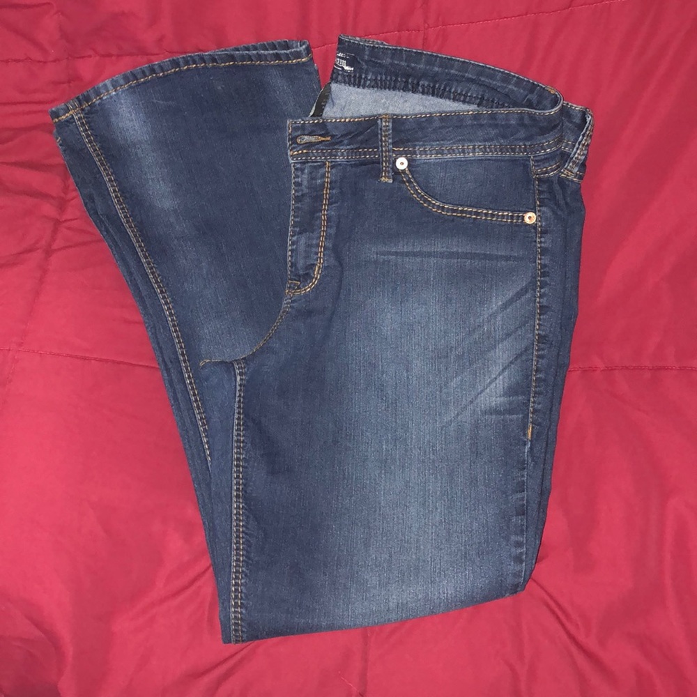 Jeans - Picture 2 of 2